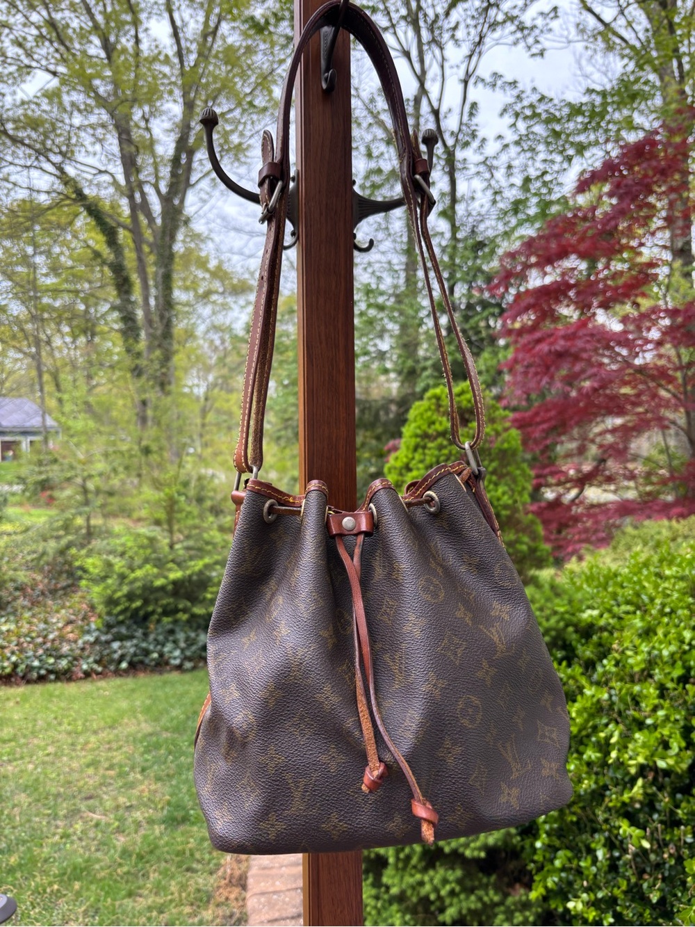 Vintage Louis Vuitton 1990s Classic Monogram Noe Bucket Bag